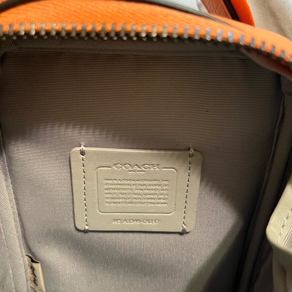 Coach unisex Staton crossbody - Picture 6 of 6